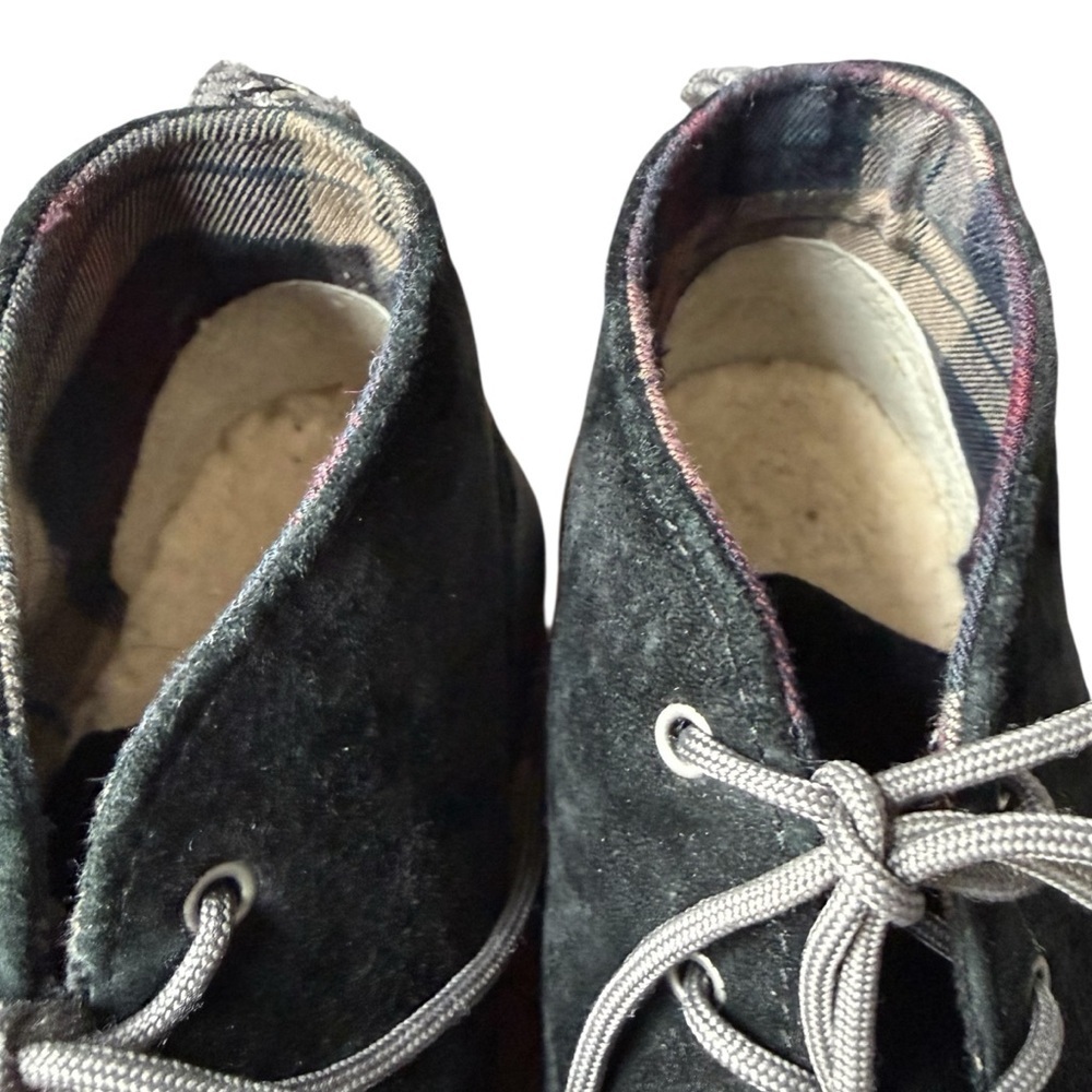 Ugg Kids Canoe Suede Chukka Boots Black Boys Size 4 US Big Kid Shoes Lace Up - Picture 12 of 14